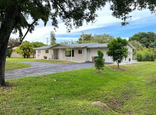 4840 SW 70th Ter, Davie, FL 33314