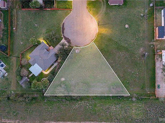 3rd image of 3353 Tepoztlan St