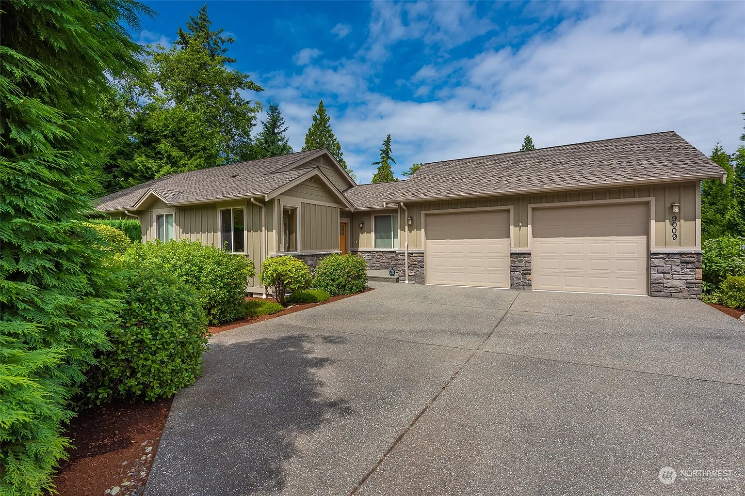 9009 Gleneagle Drive #13 photo 1