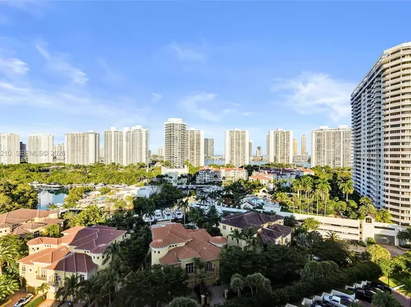 1000 Island Blvd #1608, Aventura, FL 33160