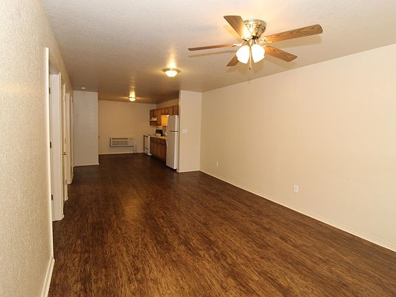 5th image of 418 S 12th St #10723786