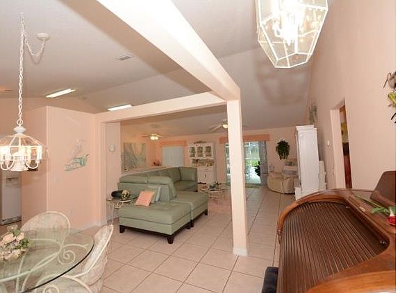 5th image of 11314 Lake Dr