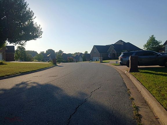 4th image of 140 Scenic Valley Loop