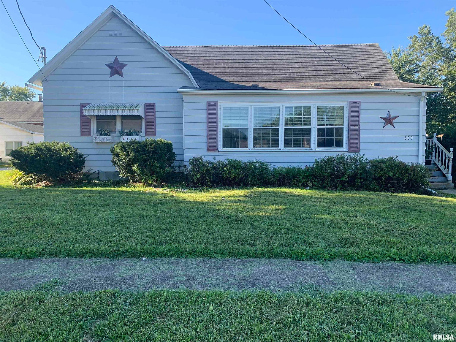 609 W Avenue F, Lewistown, IL 61542 Zillow