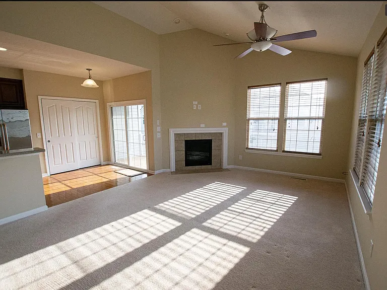 12657 Bourden Ln — Photo 11