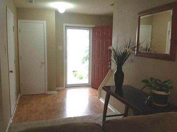 3rd image of 15458 Border Dr