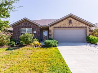 2134 Long Forest Rd, Heartland, TX 75126