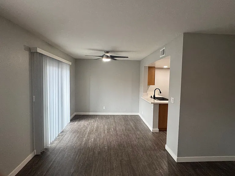 Corona Pointe Resort — Photo 145