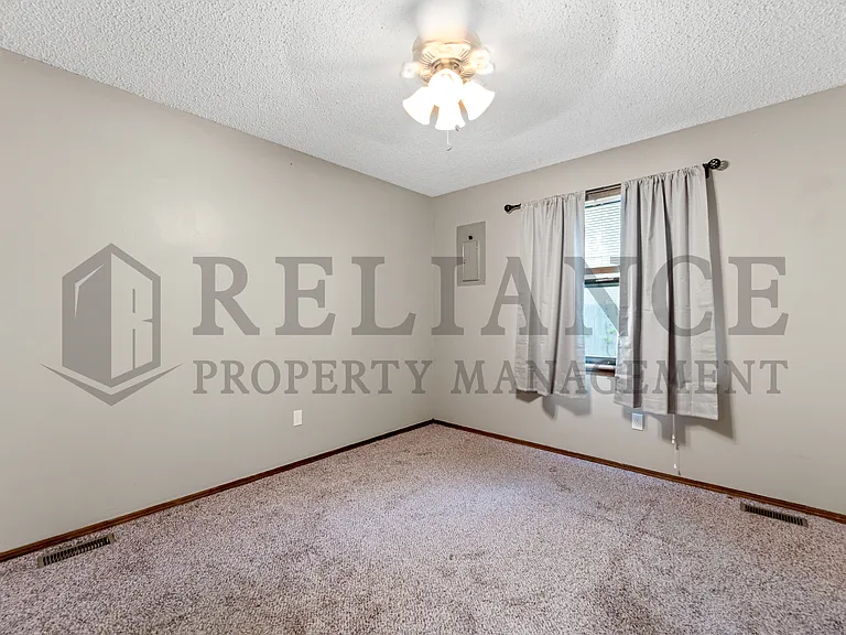 1320 E Peach Ave #1 — Photo 11