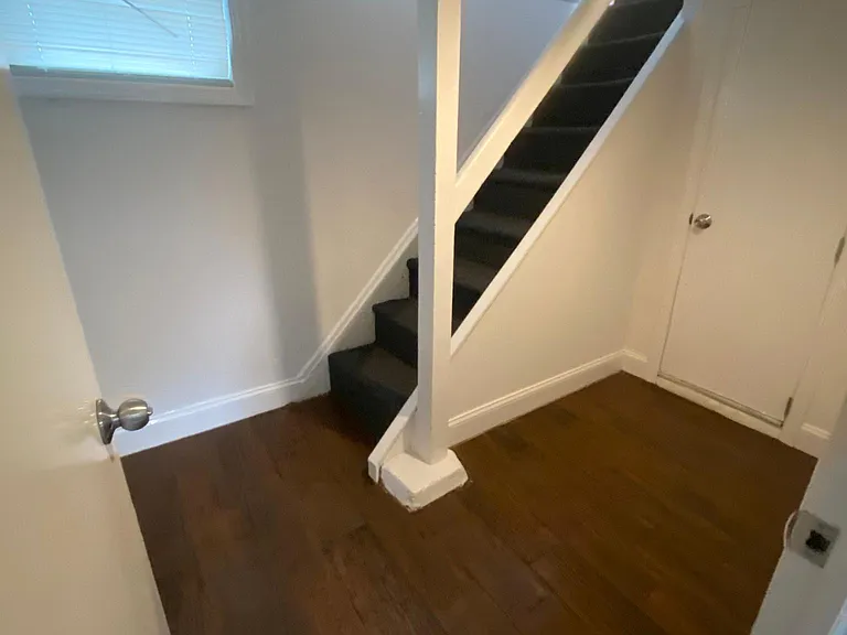 75 S Woodside Ave #1 — Photo 11