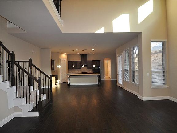 2nd image of 3725 Cobblecreek Dr