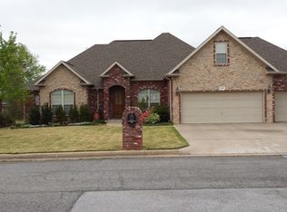 2325 Montclair Ave, Siloam Springs, AR 72761