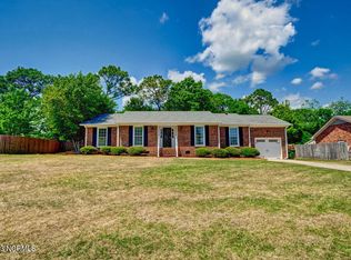405 Oakland Dr, Wilmington, NC 28405