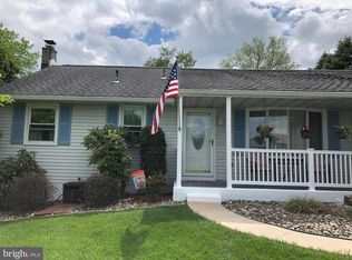 153 Beacon Rd, Sinking Spring, PA 19608