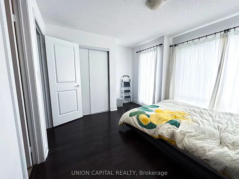 291 S Park Rd — Photo 13