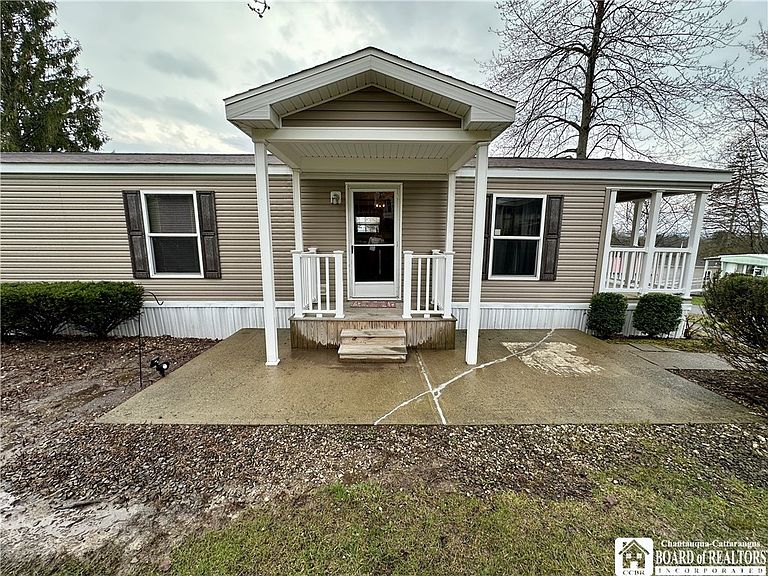 Listing photo 3