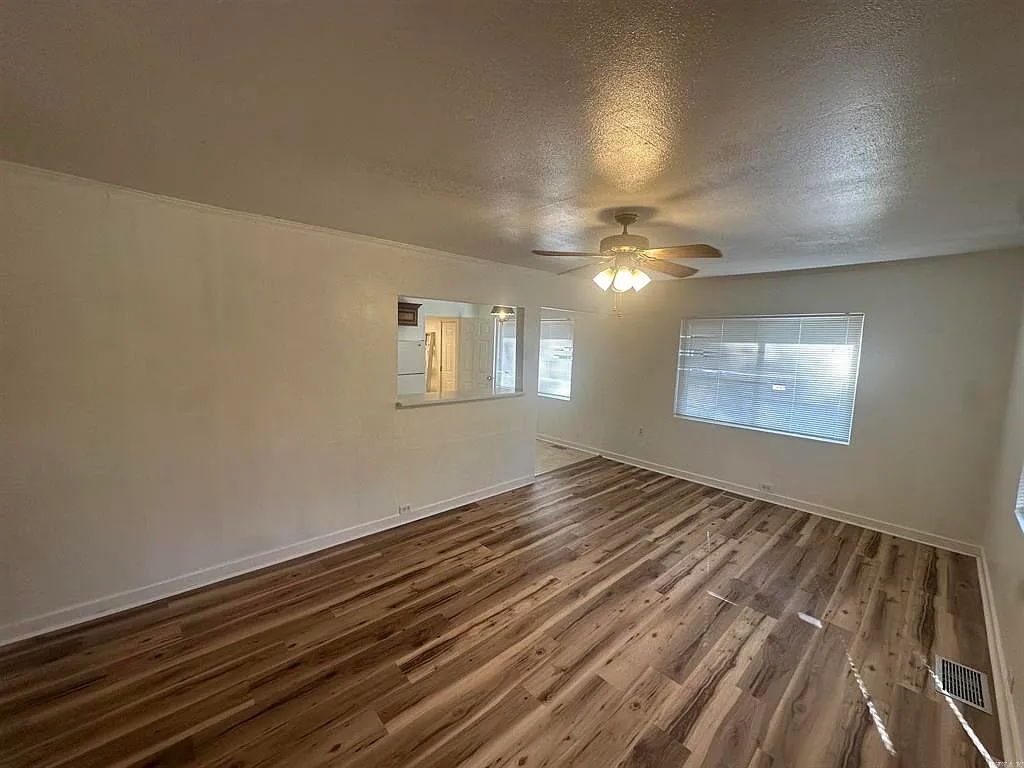 6709 Hindman Park Way - 1 — Photo 2