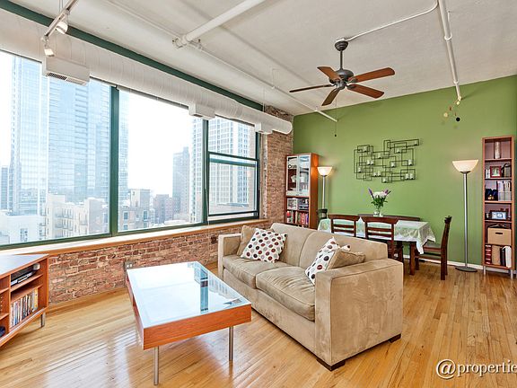 Living Room/Dining Room