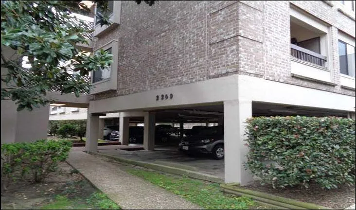 2209 S Braeswood Blvd #31I — Photo 4