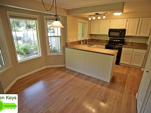 Kitchen and dining room