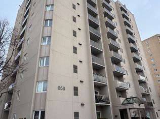 858 Commissioners Rd E #906, London, ON N6C5Y5