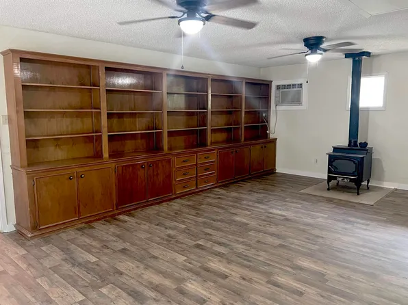 166 Spillview Acres Cir, Trinidad, TX 75163