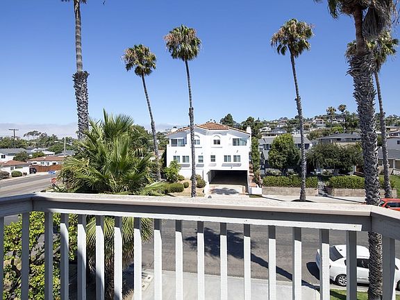 5th image of 1625 Chalcedony St #318