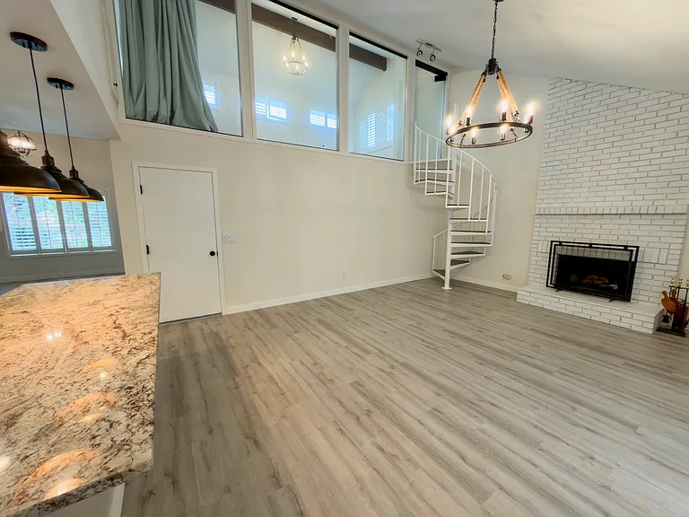 1354 SE 51st Ave — Photo 8