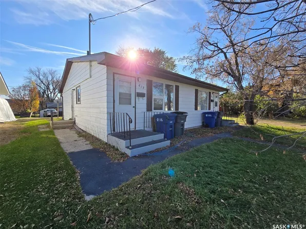 415 Calgary Street, Broadview, SK S0G 0K0