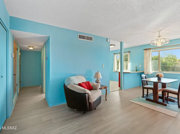 8060 E Broadway Blvd #212, Tucson, AZ 85710
