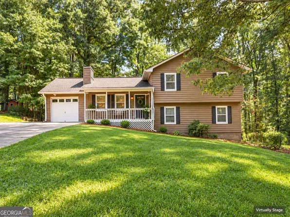 1501 Fieldrock Ct, Lawrenceville, GA 30043