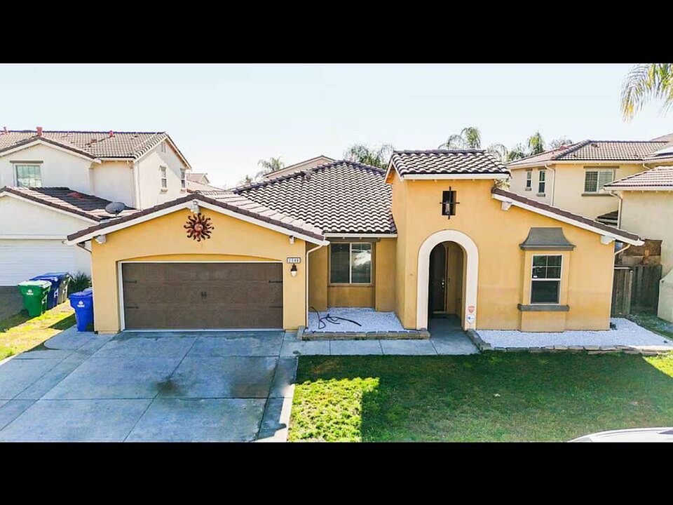 1st image of 2048 Carillo Ct
