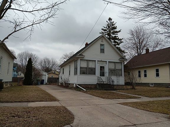 3rd image of 1111 S Sherman St