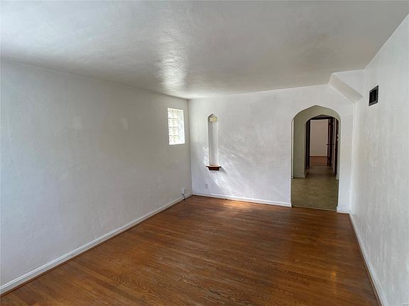 2nd image of 4121 Michigan Ave