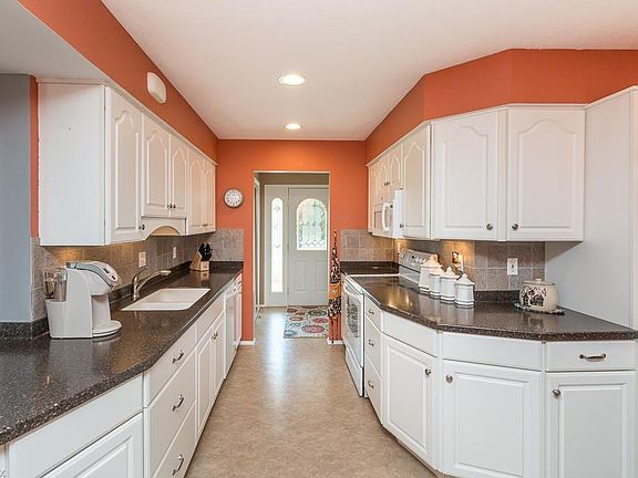 5th image of 7861 E Linden Ln