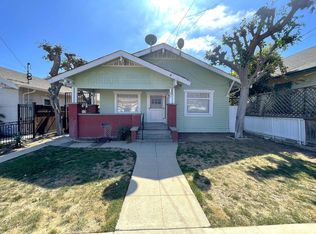 435 W 17th St, San Pedro, CA 90731
