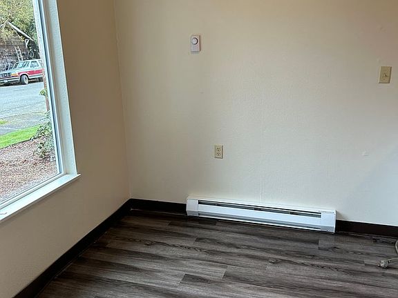 5th image of 639-643 651st St #639-B