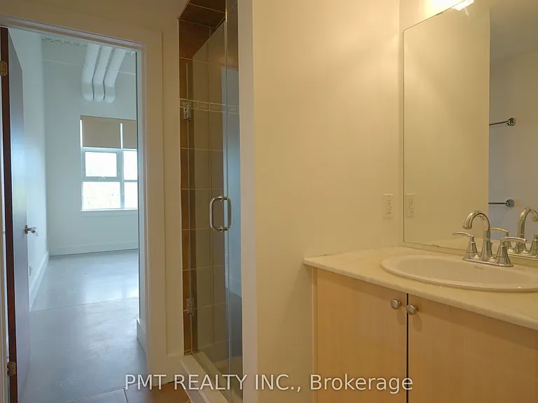 550 Hopewell Ave #302 — Photo 16