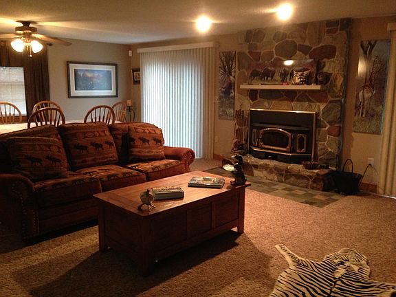 Great Room w/ wood fireplace