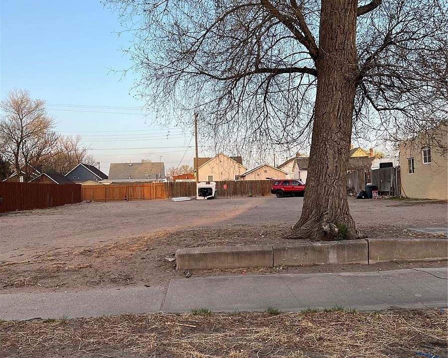 2nd image of 1220 E Abriendo Avenue
