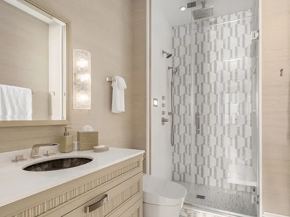 34 East 62nd Street image 22 of 30