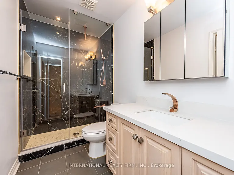 6855 Glen Erin Dr #15 — Photo 12