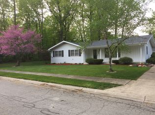 2328 Klug Dr, Fort Wayne, IN