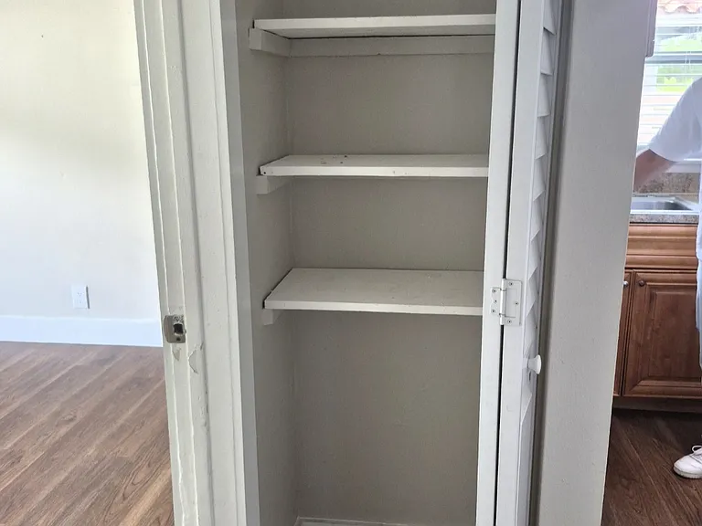 4117 Riverside Dr #3 — Photo 8