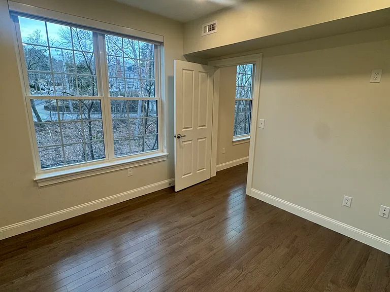 39 Herrick Rd #202 — Photo 10