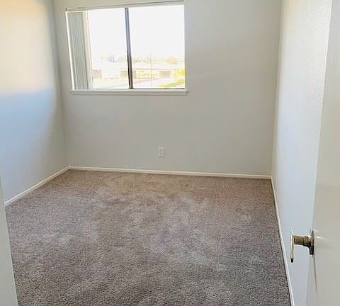5th image of 27077 Hidaway Ave #28