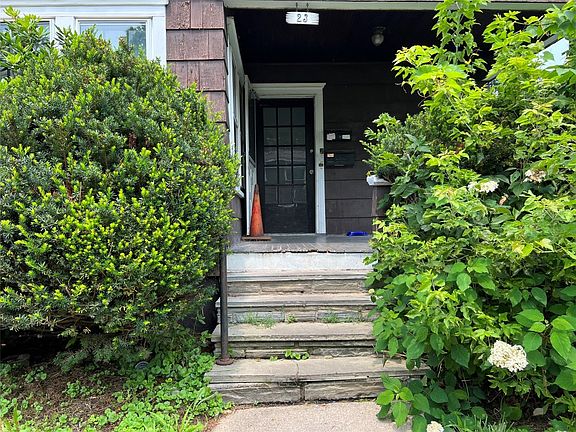 5th image of 23 Blanchard Ave