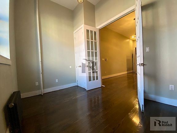 4th image of 600 Rogers Ave #1F