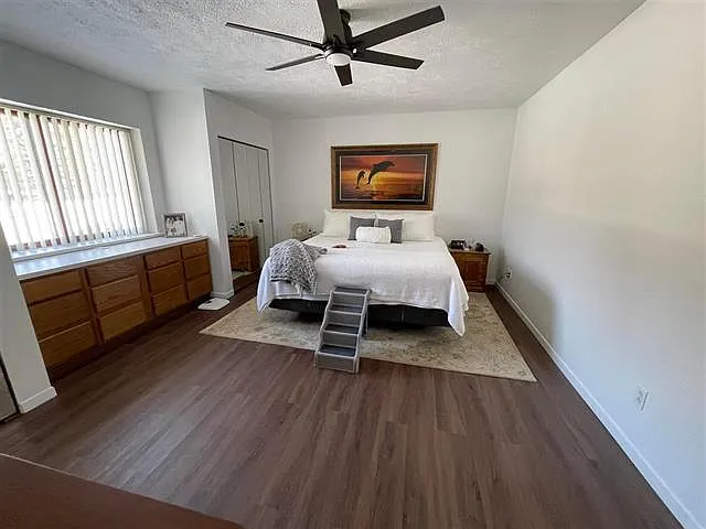 890 Pleasant Valley Rd — Photo 12