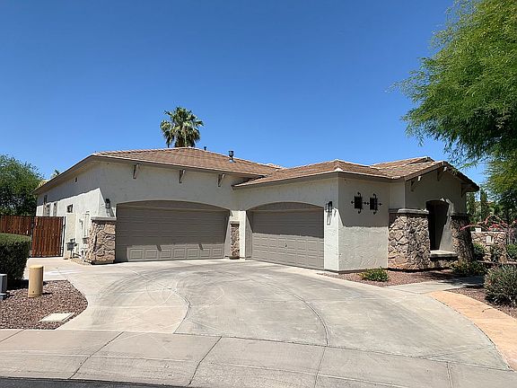 4 Car Garage